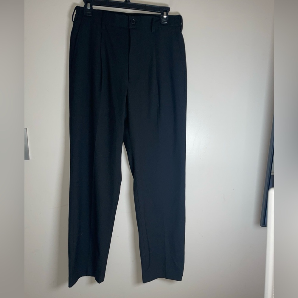 Uniqlo Smart Ankle Black Pants Men’s Pants Stretch Adjust. Waist 28-30, Short